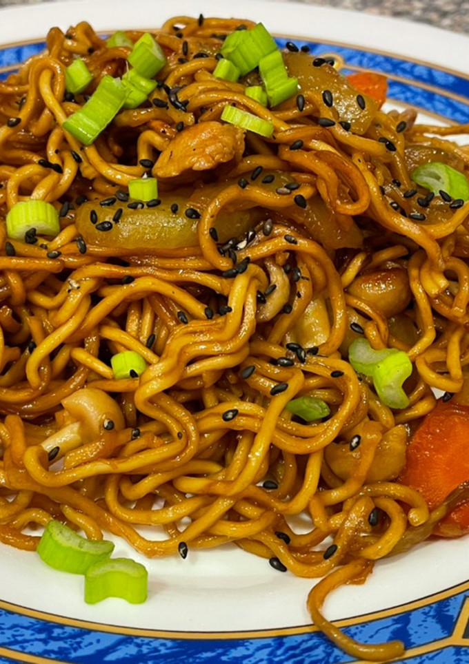 Una foto de Yakisoba