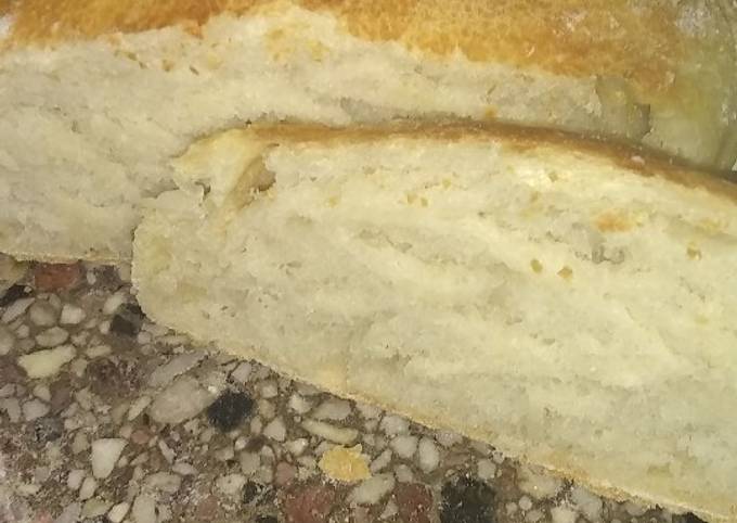 Pan casero, esponjoso y crocante Receta de Melina Aparicio- Cookpad