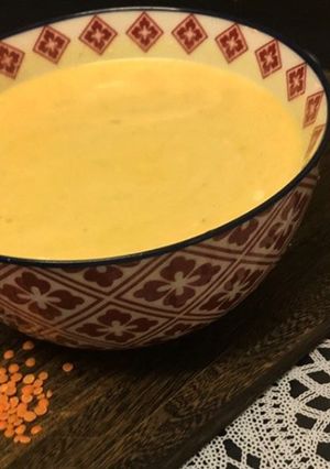 Une photo de Velouté de lentilles corail au lait de coco