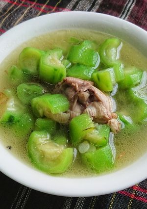 Hình của món Canh mướp hương thịt gà.