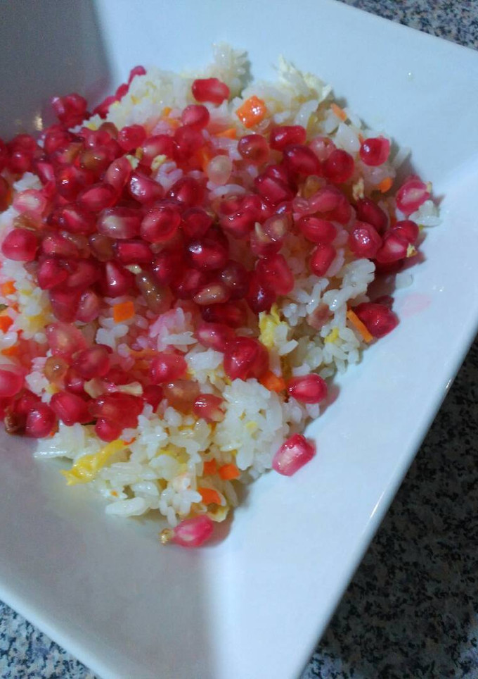 Una foto de Arroz tres delicias con Granada