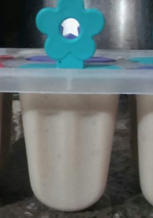 Una foto de Helado de banana fácil