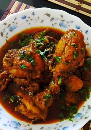 A picture of Chicken Curry.