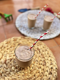 Una foto de Batido de chocolate ¡tardes de verano!