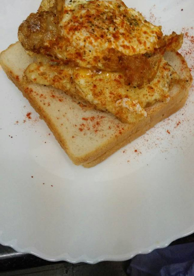 Una foto de Huevos fritos especiales