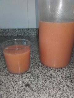 Una foto de Gazpacho con zanahoria y manzana