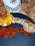 Mousse de calabaza y jarabe de mezcal con coulis de cempasúchil