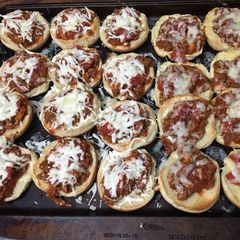 A picture of Vintage pizza burger makeover.