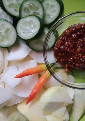 Foto resep 29.Rujak MBT bumbu kacang