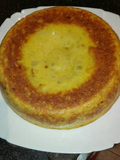 Una foto de Tortilla de patas con huevos caseros