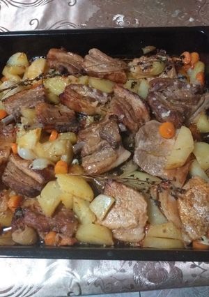 O poză a rețetei Friptura de carne de porc cu legume la cuptor.
