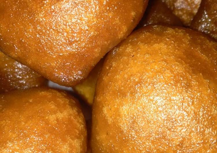 Meethe pakore (gulgule)