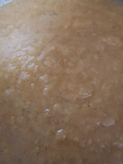 A picture of Curried parsnip soup.