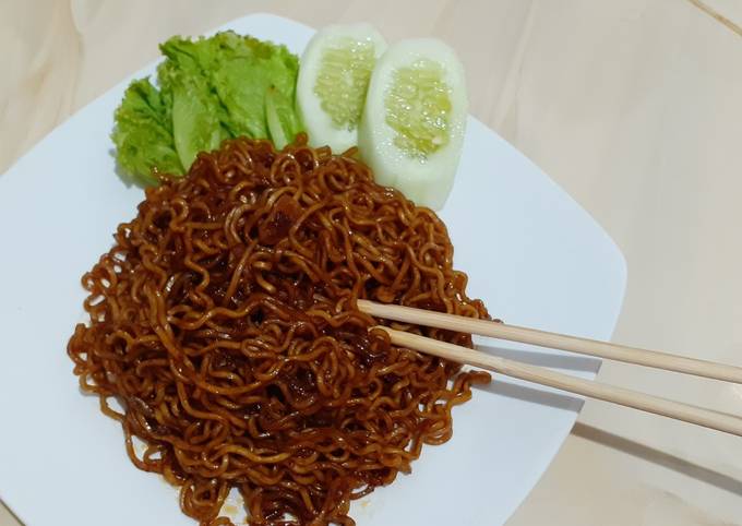 Resep Indomie Goreng Kreasi Oleh Dapur Air - Cookpad