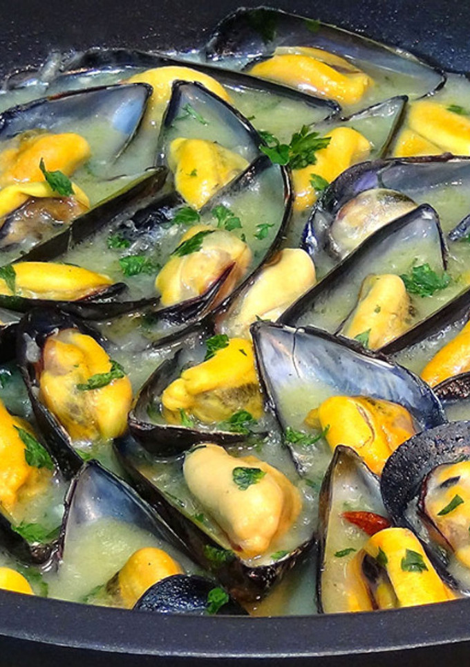 Una foto de Mejillones en salsa verde, fáciles y muy rápidos