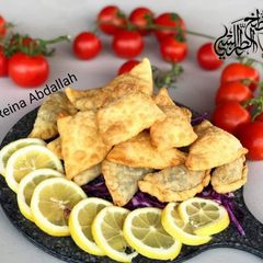 A picture of Cheesy_spring_rolls.