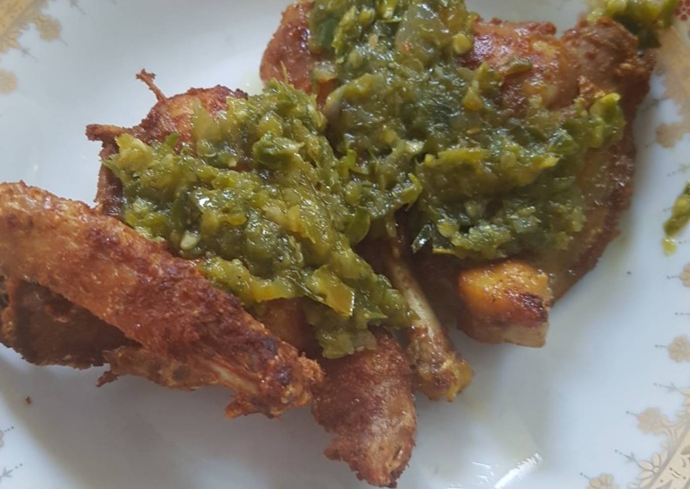 Ayam goreng sambel ijo