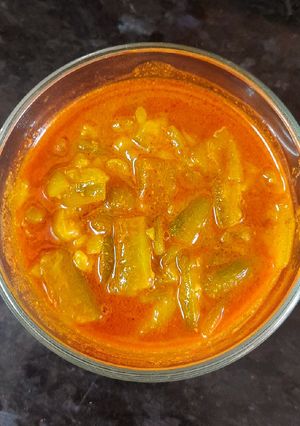 તૂરિયા નું શાક (Turiya Shak Recipe in Gujarati) રેસીપી મુખ્ય ફોટો