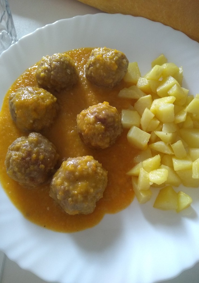 Una foto de Albóndigas en salsa