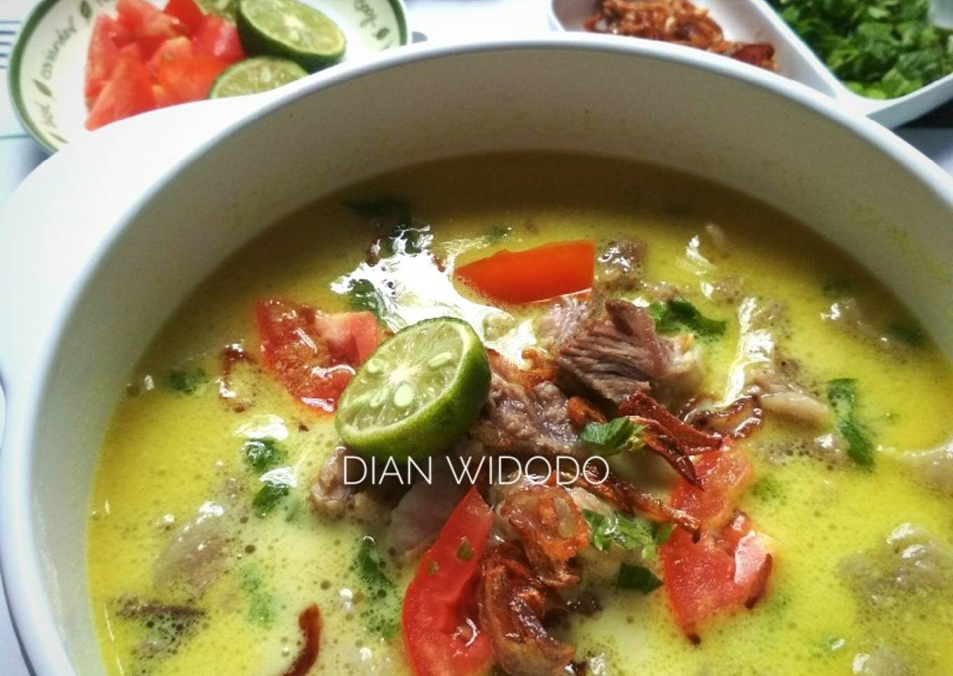 Soto Daging Kuah Santan