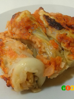 Una foto de Rollitos de col con gambas