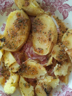 Una foto de Patata al "microondas" especiada 🥔🍃🌶️