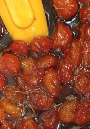 Una foto de Mermelada de Tomates Cherry