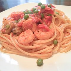 A picture of Shrimp, Tomato, & Cream Cheese Pasta.