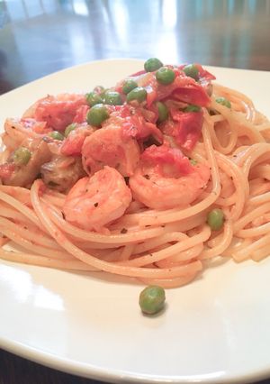 A picture of Shrimp, Tomato, & Cream Cheese Pasta.