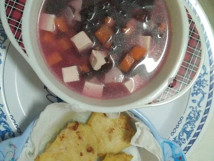 Cara Gampang Menyiapkan Resep Ikan goreng dan sup pelangi mpasi yang Lezat Sekali Anti Ribet, Menggugah Selera