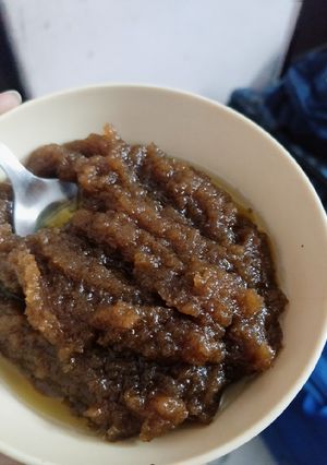 A picture of Atey ka halwa.