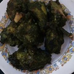 A picture of Green chicken.