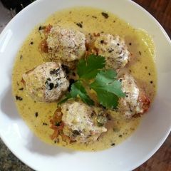 A picture of Spicy Potatoes in Kadhi.