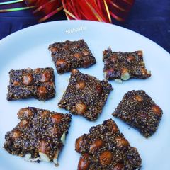 Ramdana Peanuts Chikki A picture of Ramdana Peanuts Chikki.