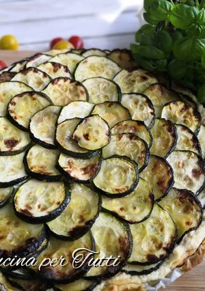 Une photo de Tarte salée Ricotta saumon et courgettes