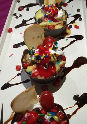 A picture of Chocolate Cups.