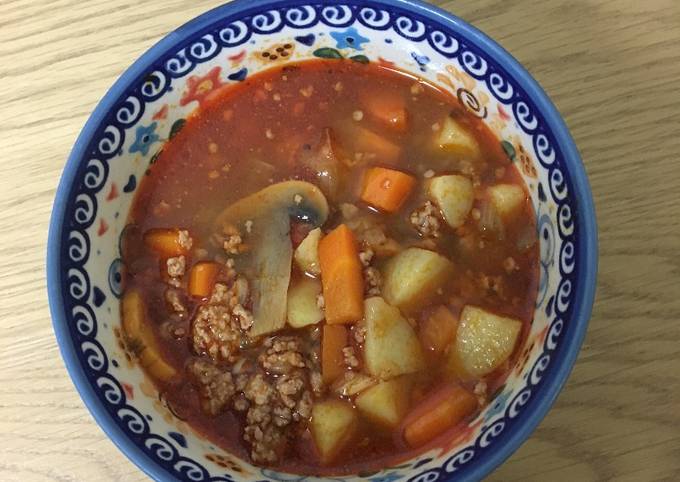 Czech goulash soup