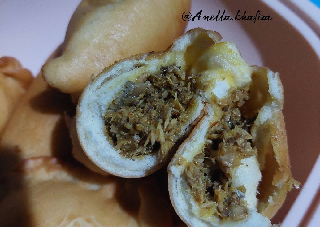 Panada isian Ikan Tongkol