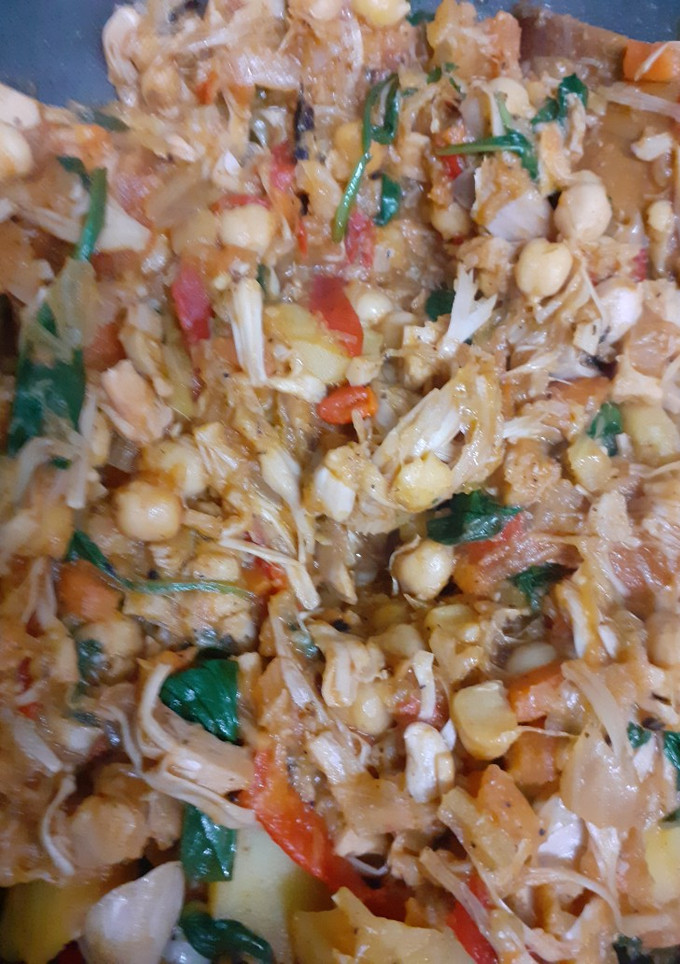 Una foto de "Ropa vieja" vegana