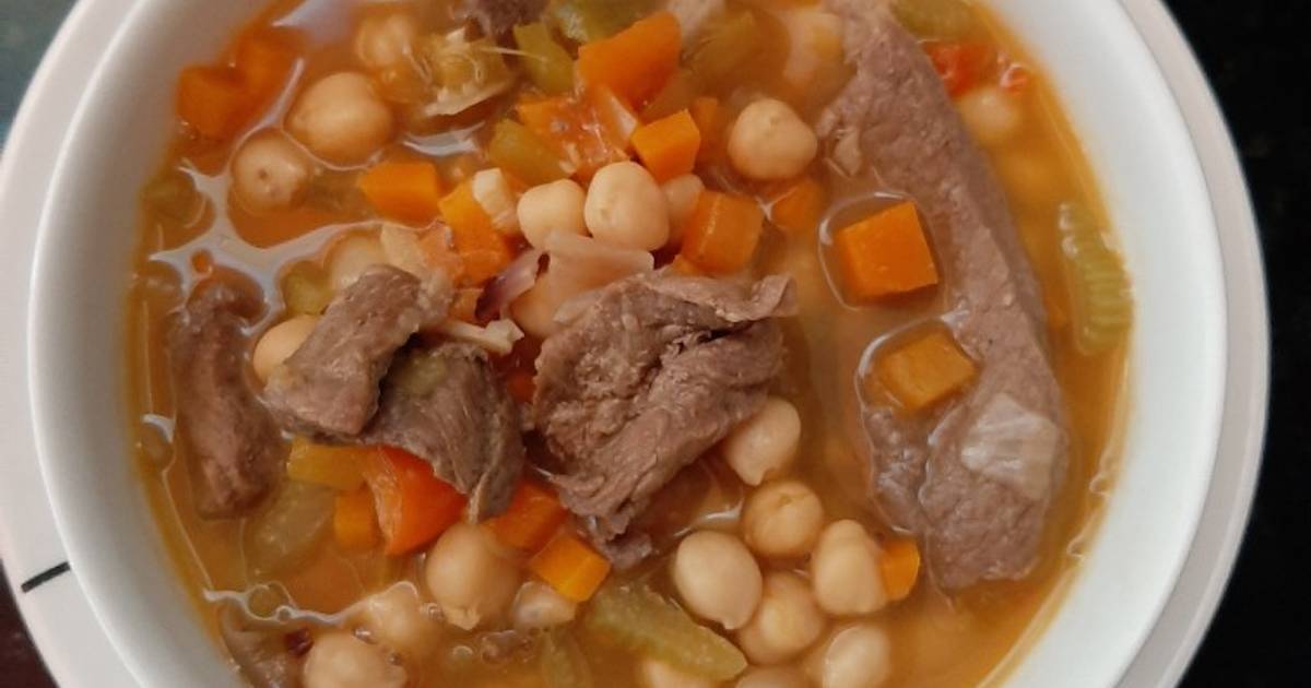 Garbanzo guisado Receta de Natalia Andrea Serna Cookpad
