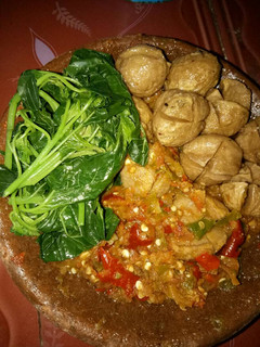 Foto resep Bakso Penyet Sambal Mentah