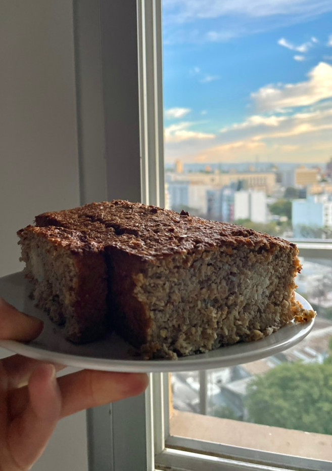 Una foto de Budín de avena con banana, coco y chía! 🥥 🍌