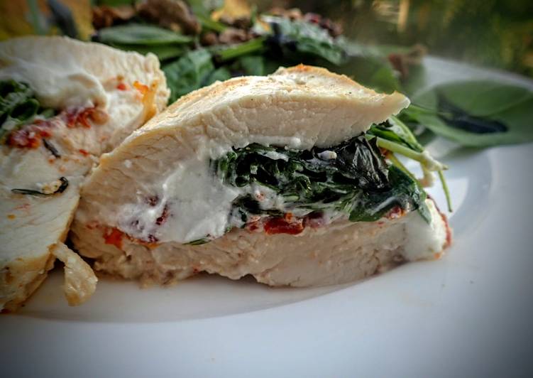 Sundried Tomato, Spinach, &amp; Goat Cheese Stuffed Chicken