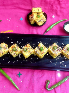 ઇન્સ્ટન્ટ ખમણ ઢોકળા (instant khaman dhokla recipe in Gujarati) (Jain) રેસીપી મુખ્ય ફોટો