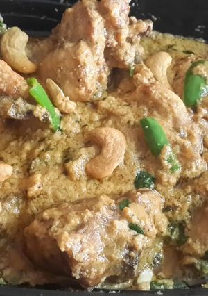 A picture of Chicken Malai Handi.