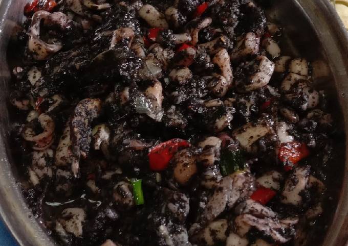 Cumi tumis bumbu hitam manis