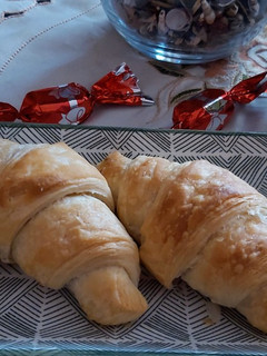 Mini croissant leveles tésztából 🥐🥐🥐 recept fotója