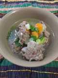 Sop Iga Sapi bumbu pala lada