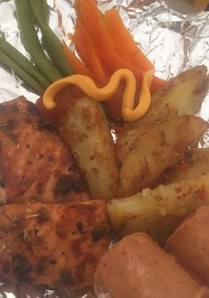 Foto resep Blackpepper salmon & potato wedges