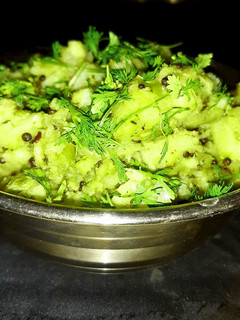 चटपटे चटनी आलू(chatpate chatni aloo recipe in hindi) रेसिपी मुख्य फोटो